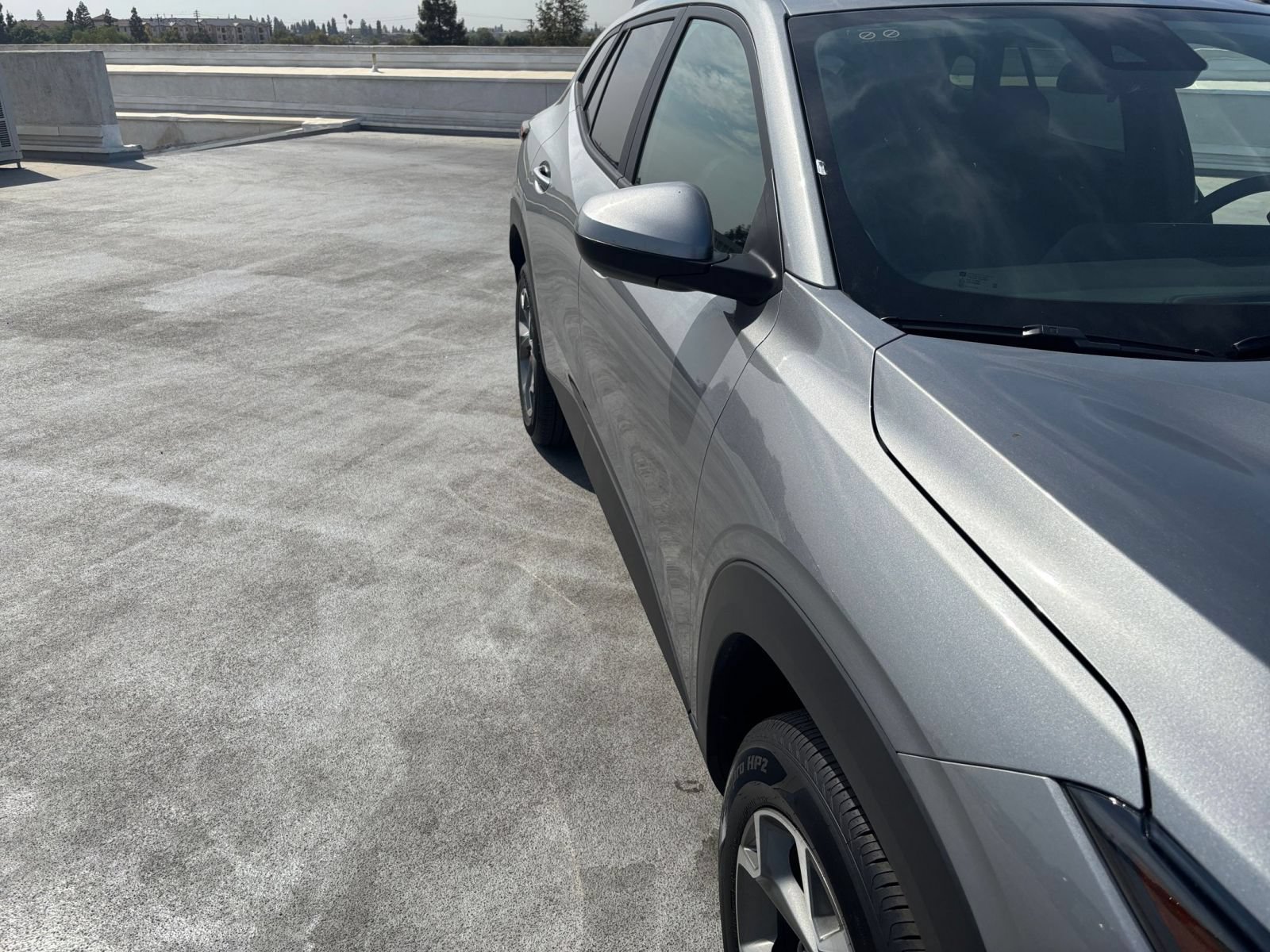 Used 2025 Chevrolet Trax LT FWD image 16