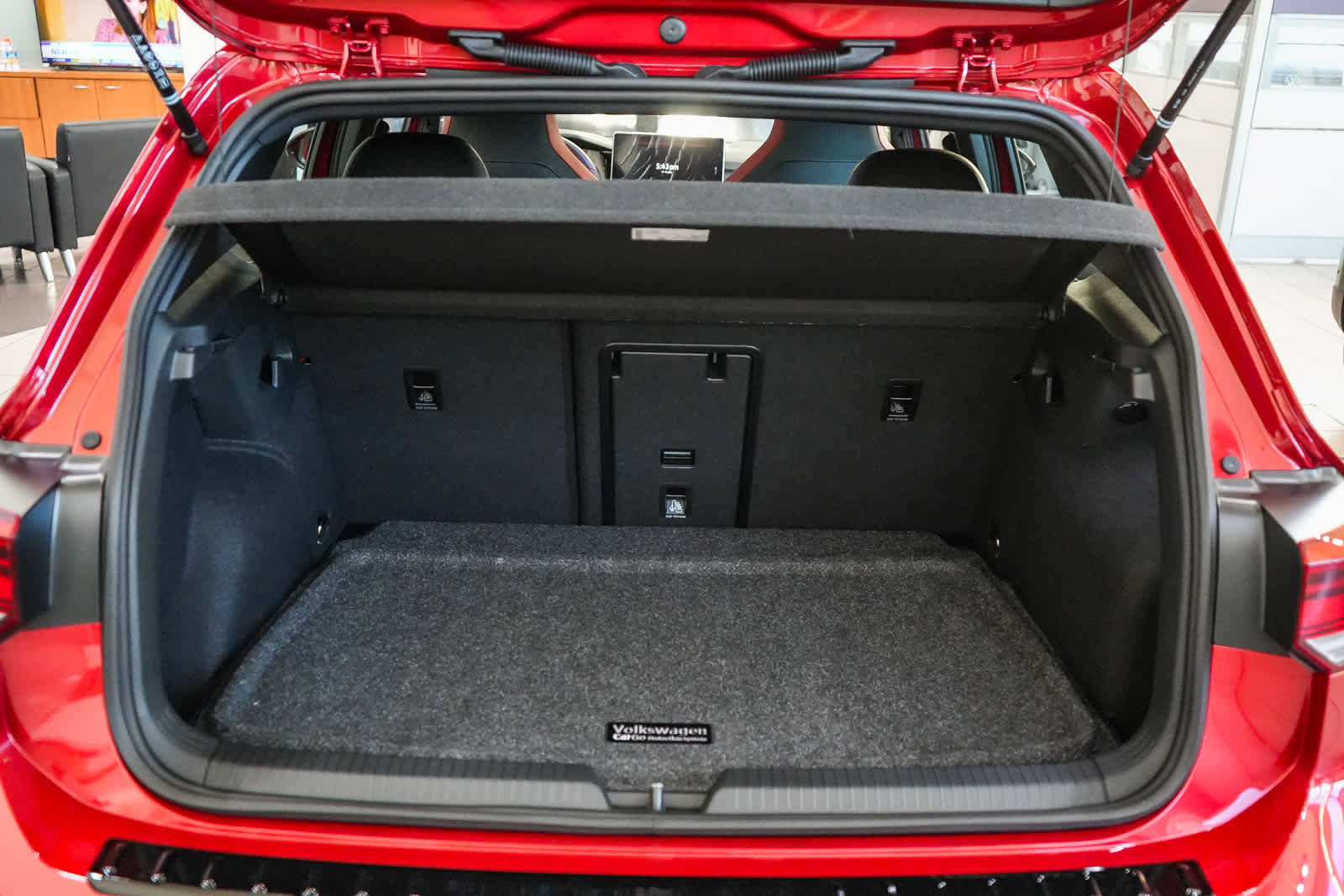 New 2026 Volkswagen GTI SE image 12