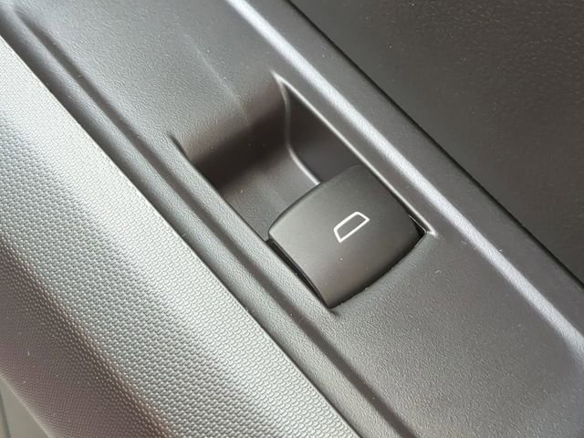 New 2026 GMC Canyon Elevation w/ Convenience Package RWD image 45