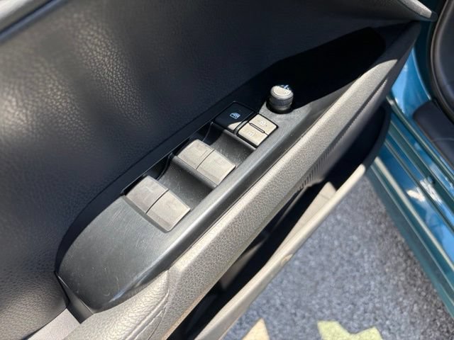 Used 2025 Toyota Camry XSE FWD image 16