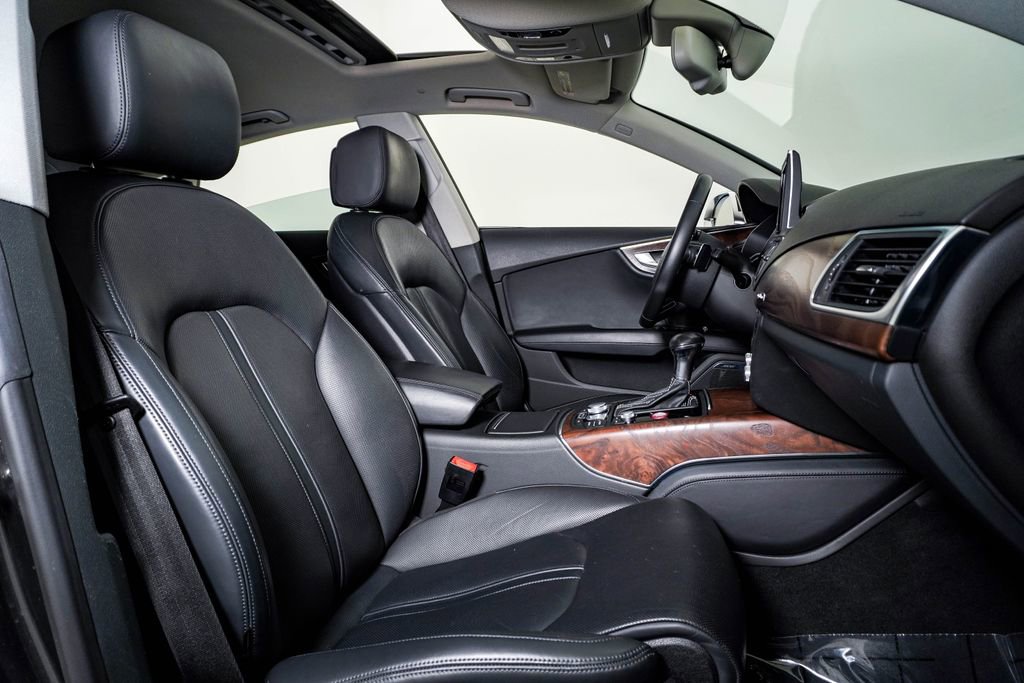 Used 2014 Audi S7 Prestige w/ Driver Assistance Package image 15