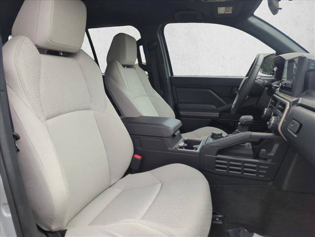 Certified 2025 Toyota 4Runner SR5 AWD/4WD image 28