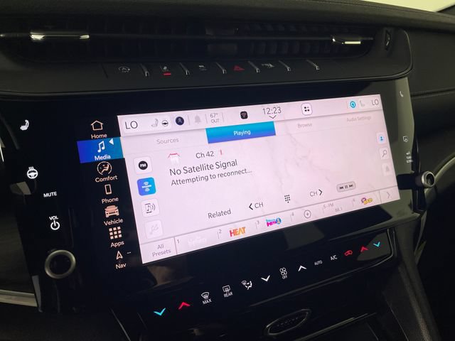 New 2026 Jeep Grand Cherokee Limited w/ Luxury Tech Group II AWD/4WD image 5