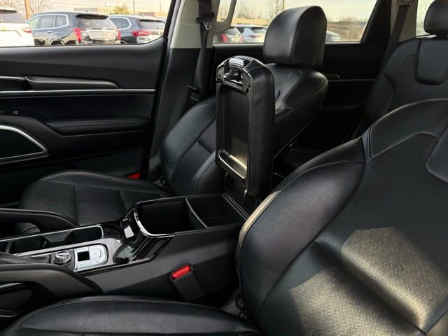 Used 2022 Kia Telluride LX image 30