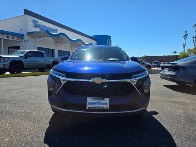 Used 2024 Chevrolet Trax LT w/ Driver Confidence Package FWD image 6