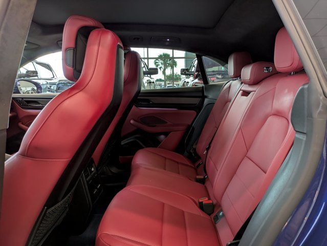 Used 2024 Porsche Macan Turbo Electric AWD/4WD image 14