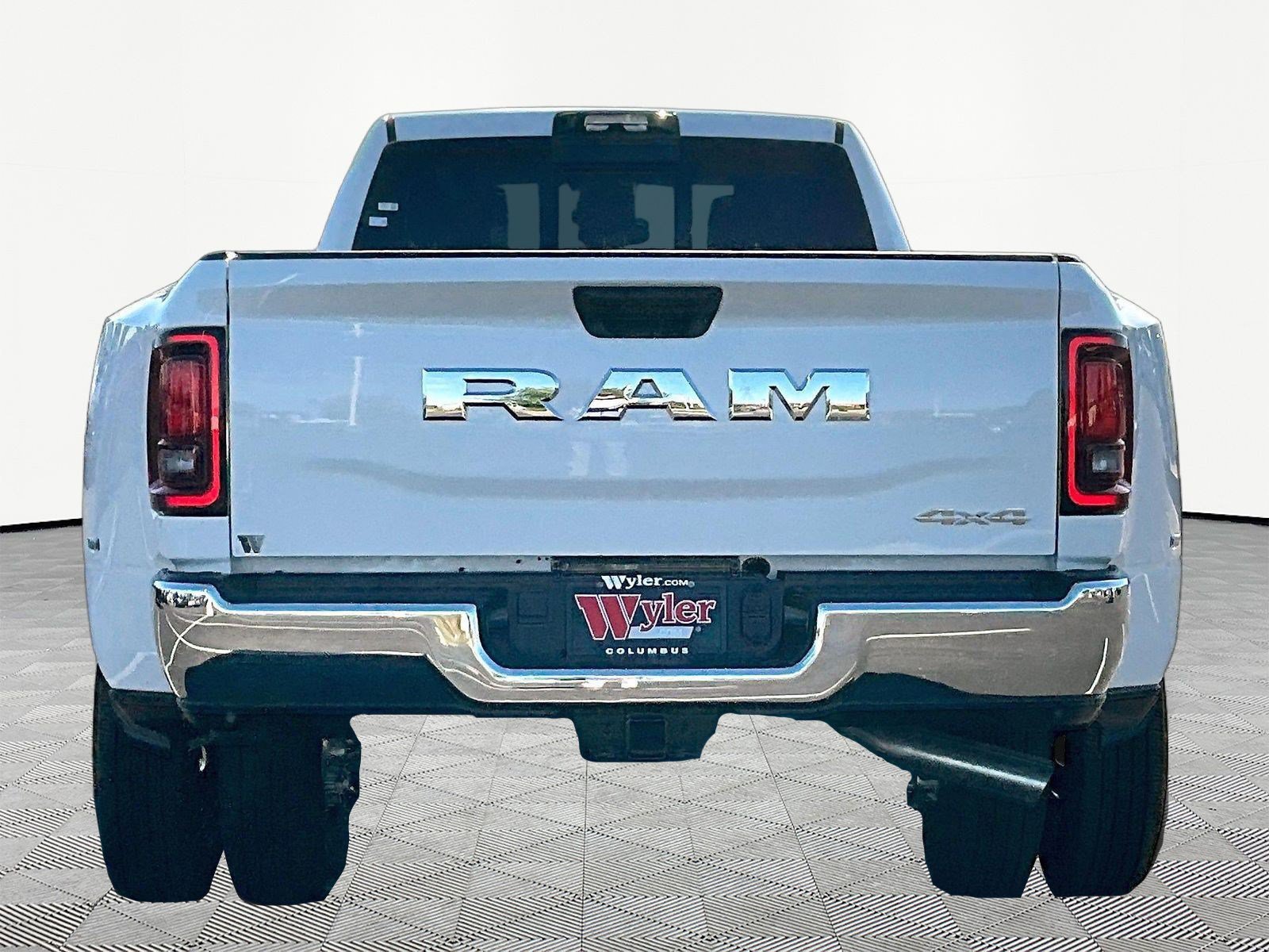 New 2027 RAM 3500 Tradesman AWD/4WD image 4