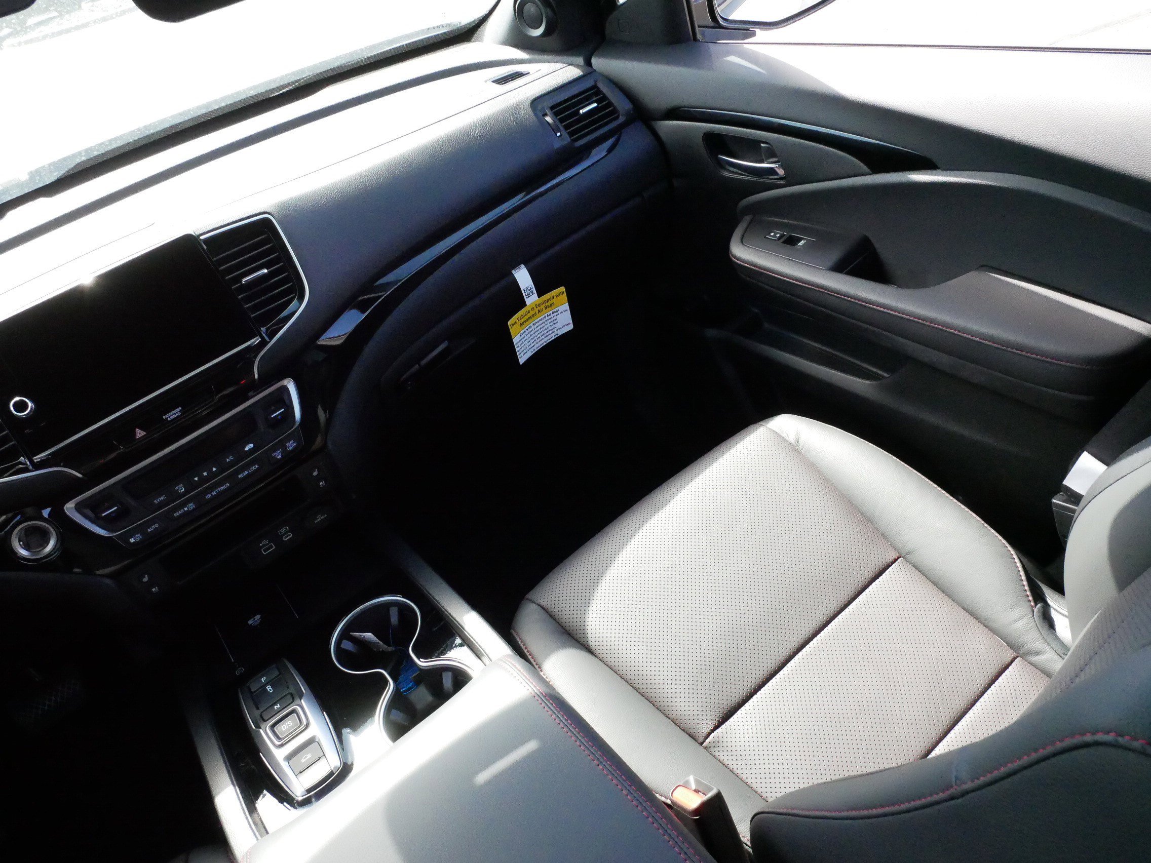 Used 2026 Honda Ridgeline Black Edition image 11