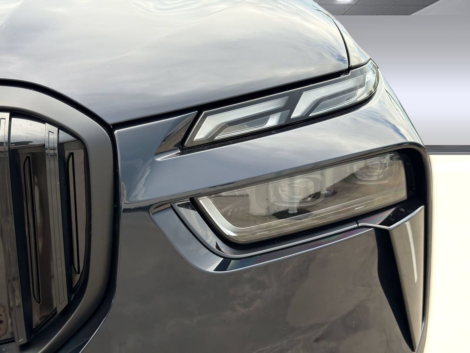 New 2027 BMW X7 xDrive40i w/ Executive Package AWD/4WD image 12
