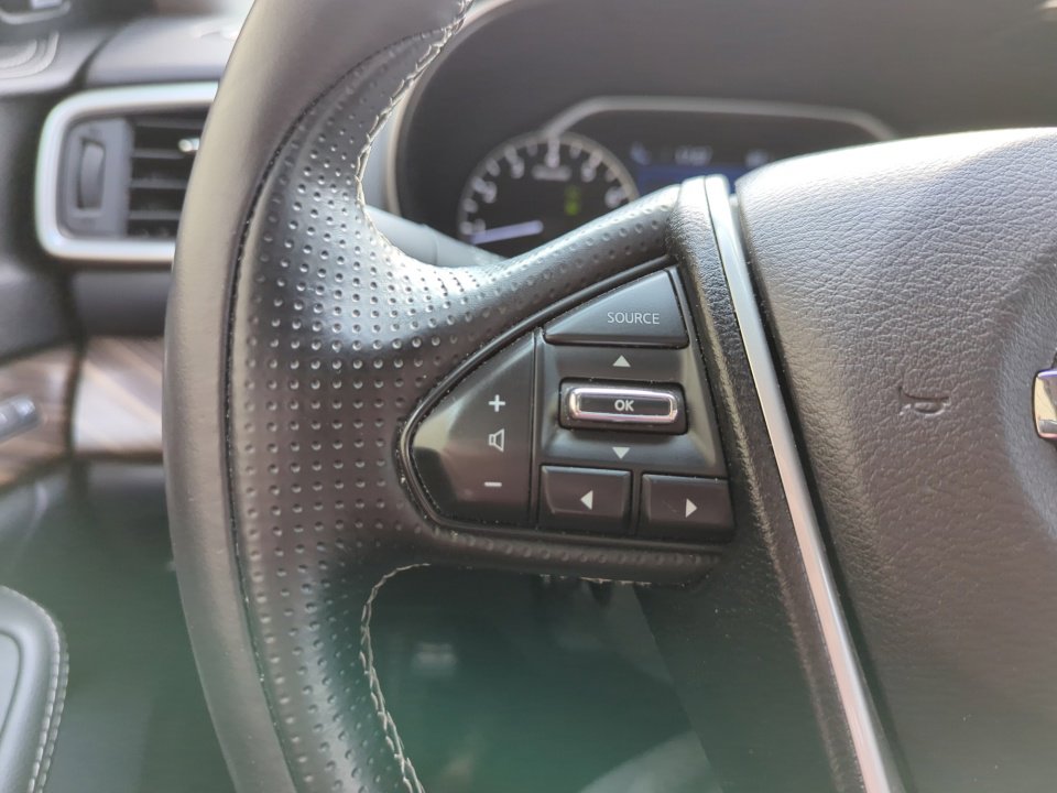 Used 2017 Nissan Maxima Platinum FWD image 30