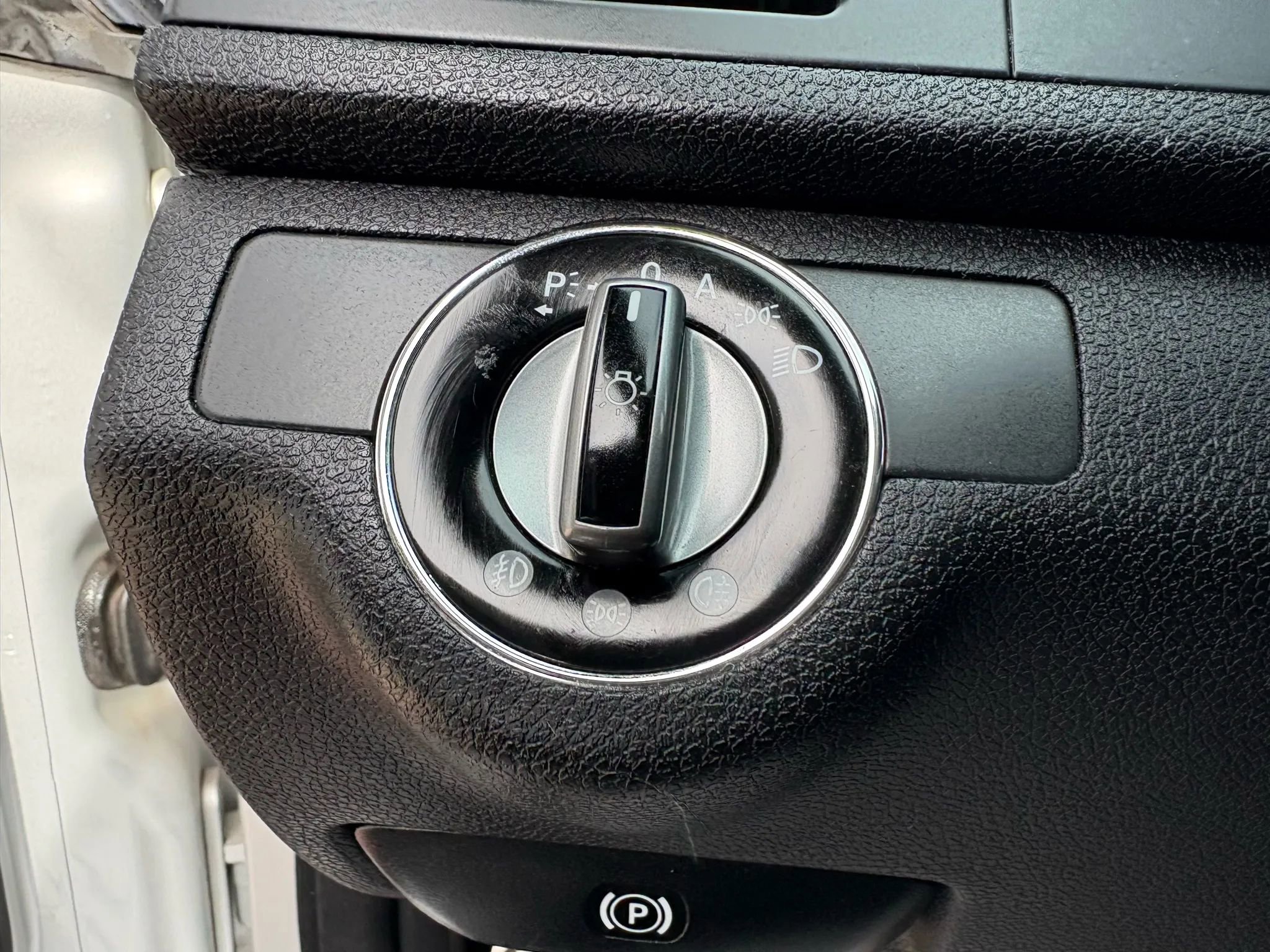 Used 2008 Mercedes-Benz C 300 4MATIC Sedan image 14