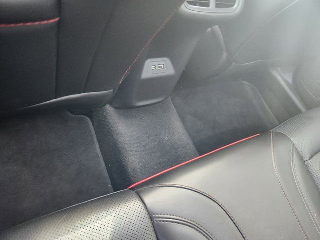 Used 2023 Buick Envision Essence w/ Sport Touring Package image 8