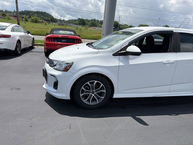 Used 2020 Chevrolet Sonic LT w/ RS Package FWD image 9