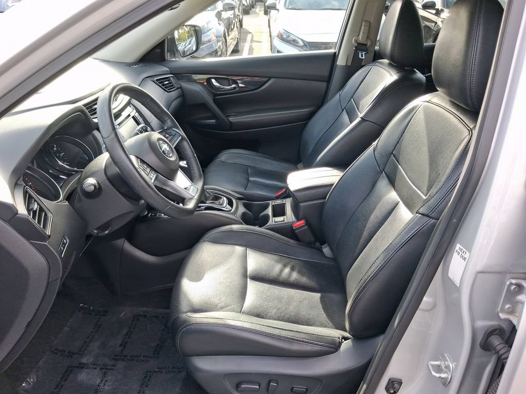 Used 2019 Nissan Rogue SL FWD image 14
