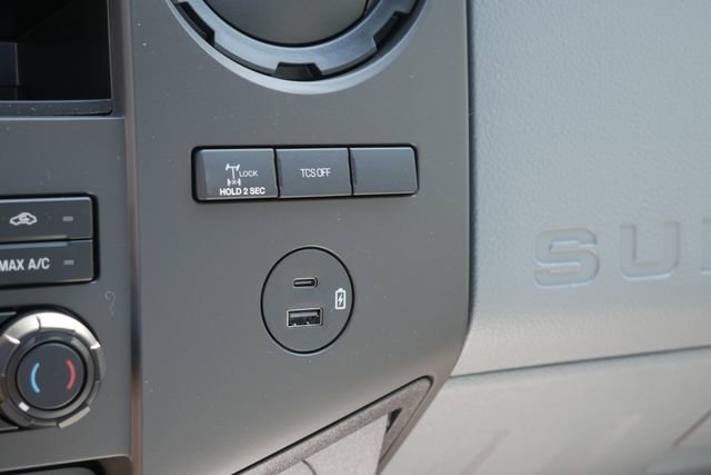 New 2027 Ford F750 2WD Regular Cab Super Duty image 18