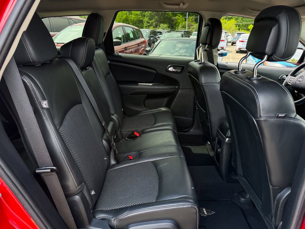 Used 2016 Dodge Journey Crossroad FWD image 15