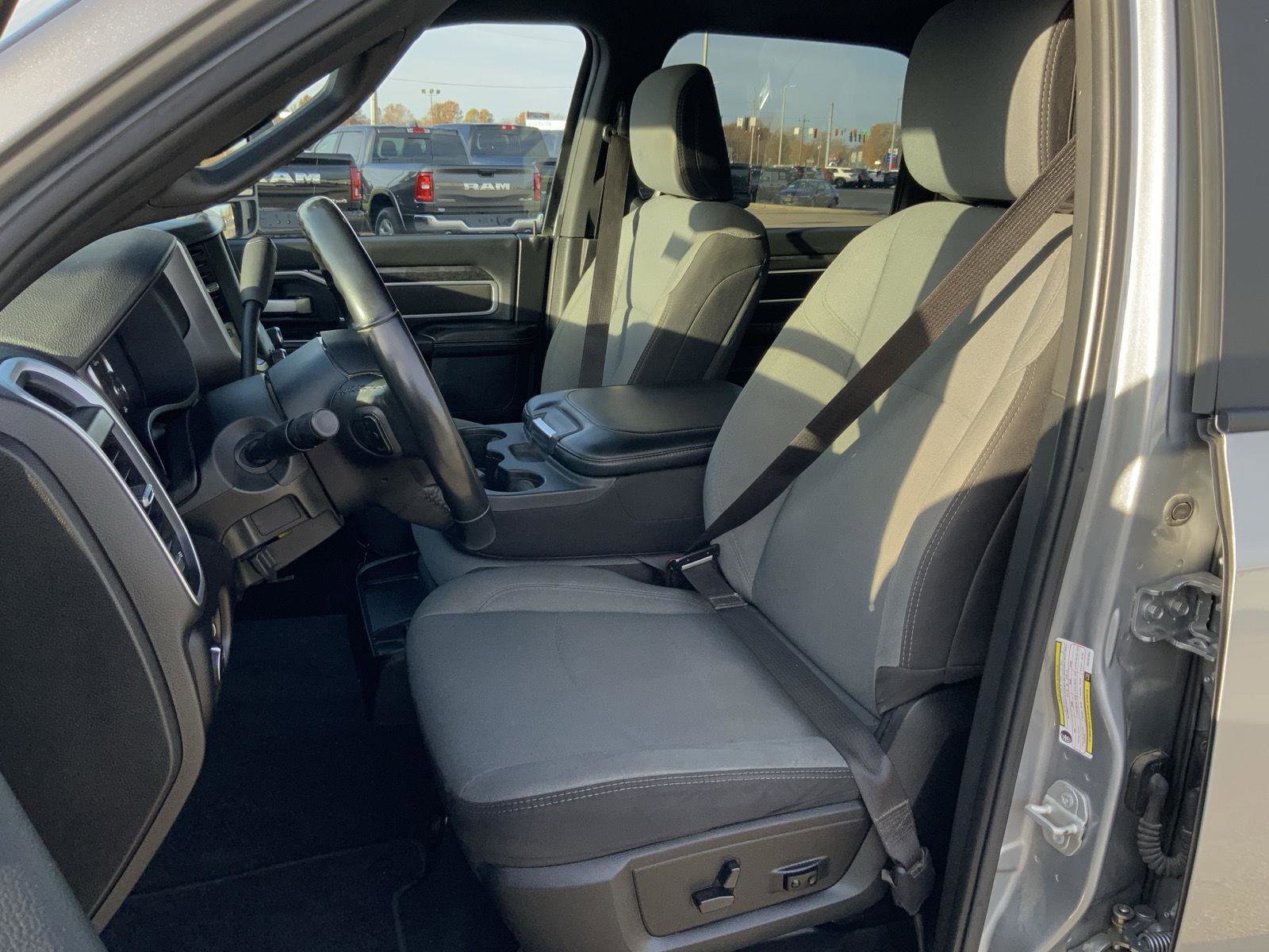 Used 2024 RAM 2500 Big Horn image 22