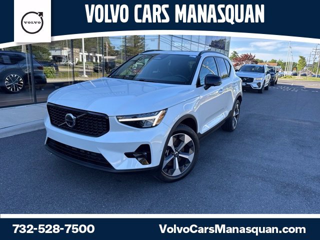Certified 2025 Volvo XC40 B5 Plus