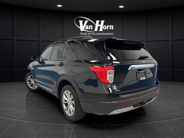 Used 2023 Ford Explorer XLT w/ Equipment Group 202A AWD/4WD image 5