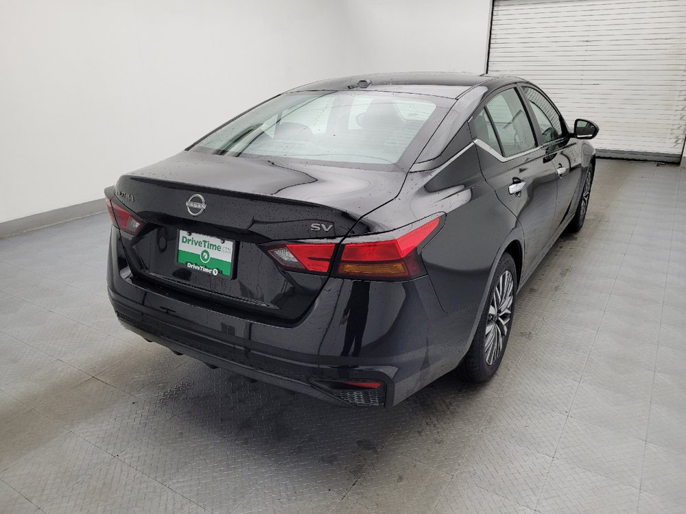Used 2024 Nissan Altima 2.5 SV image 9