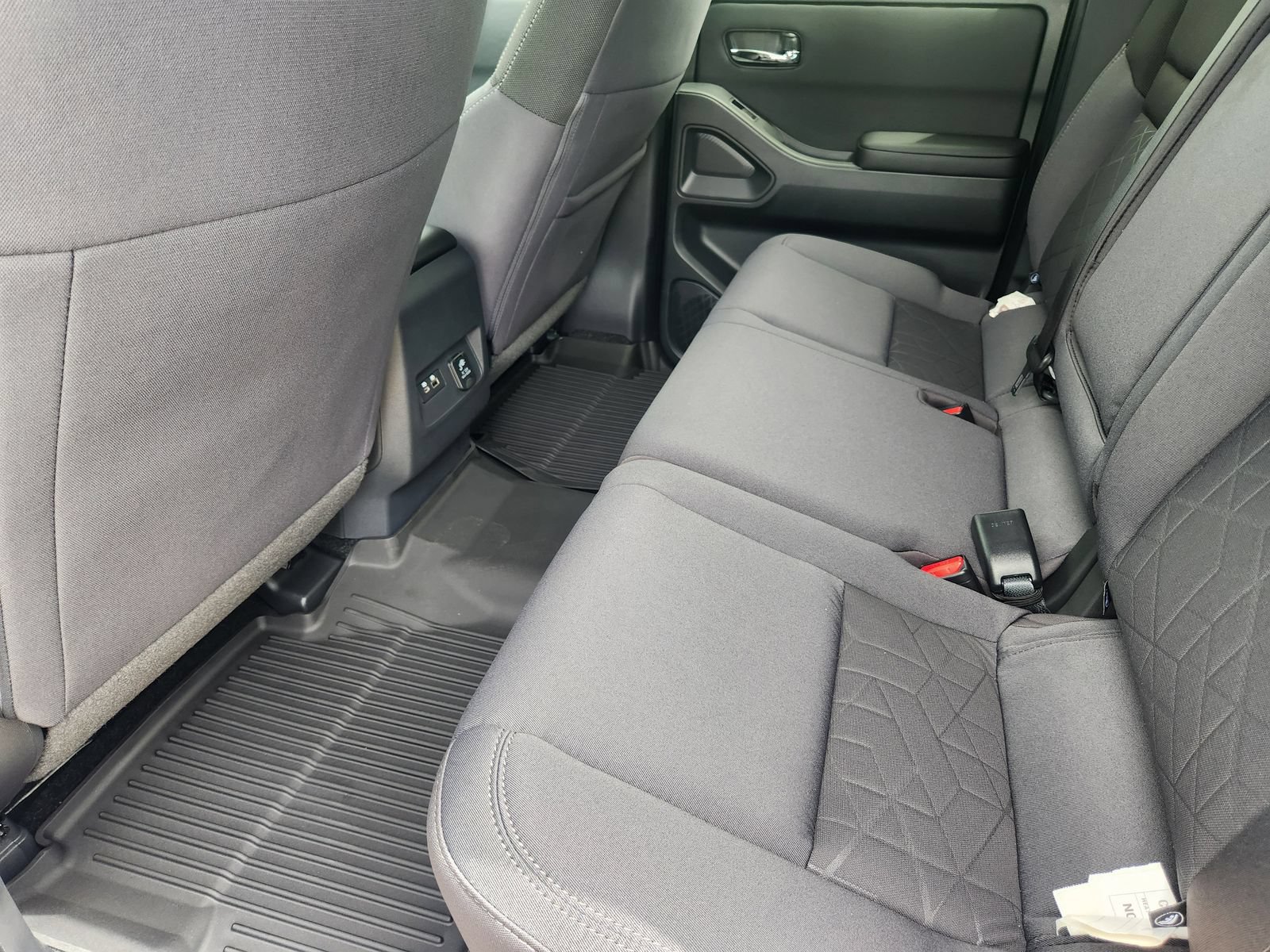 New 2026 Nissan Frontier SV w/ SV Convenience Package RWD image 23