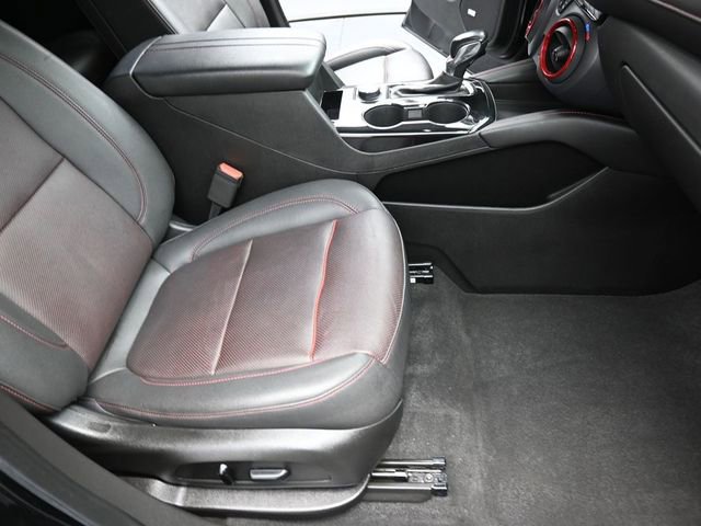 Used 2021 Chevrolet Blazer RS w/ Enhanced Convenience Package image 26