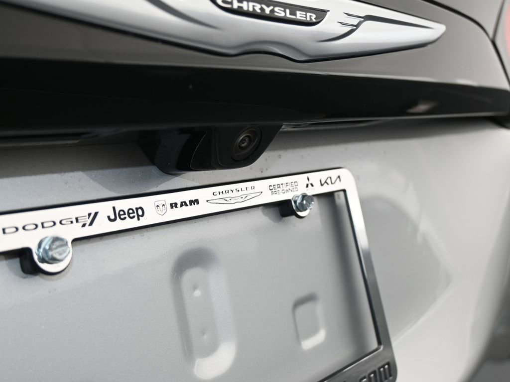 New 2026 Chrysler Voyager LX image 32