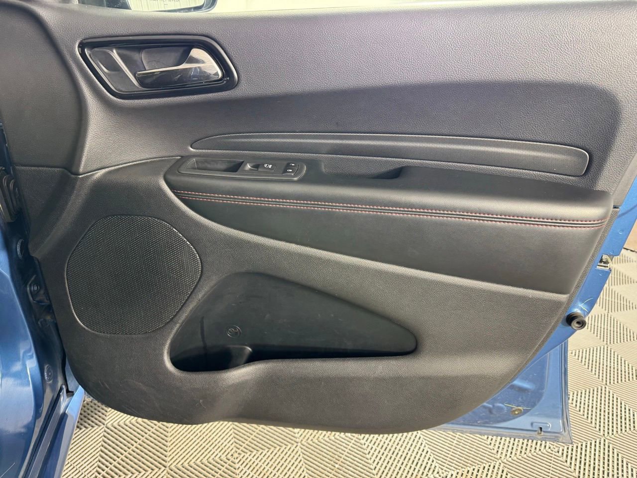 Used 2025 Dodge Durango GT image 31