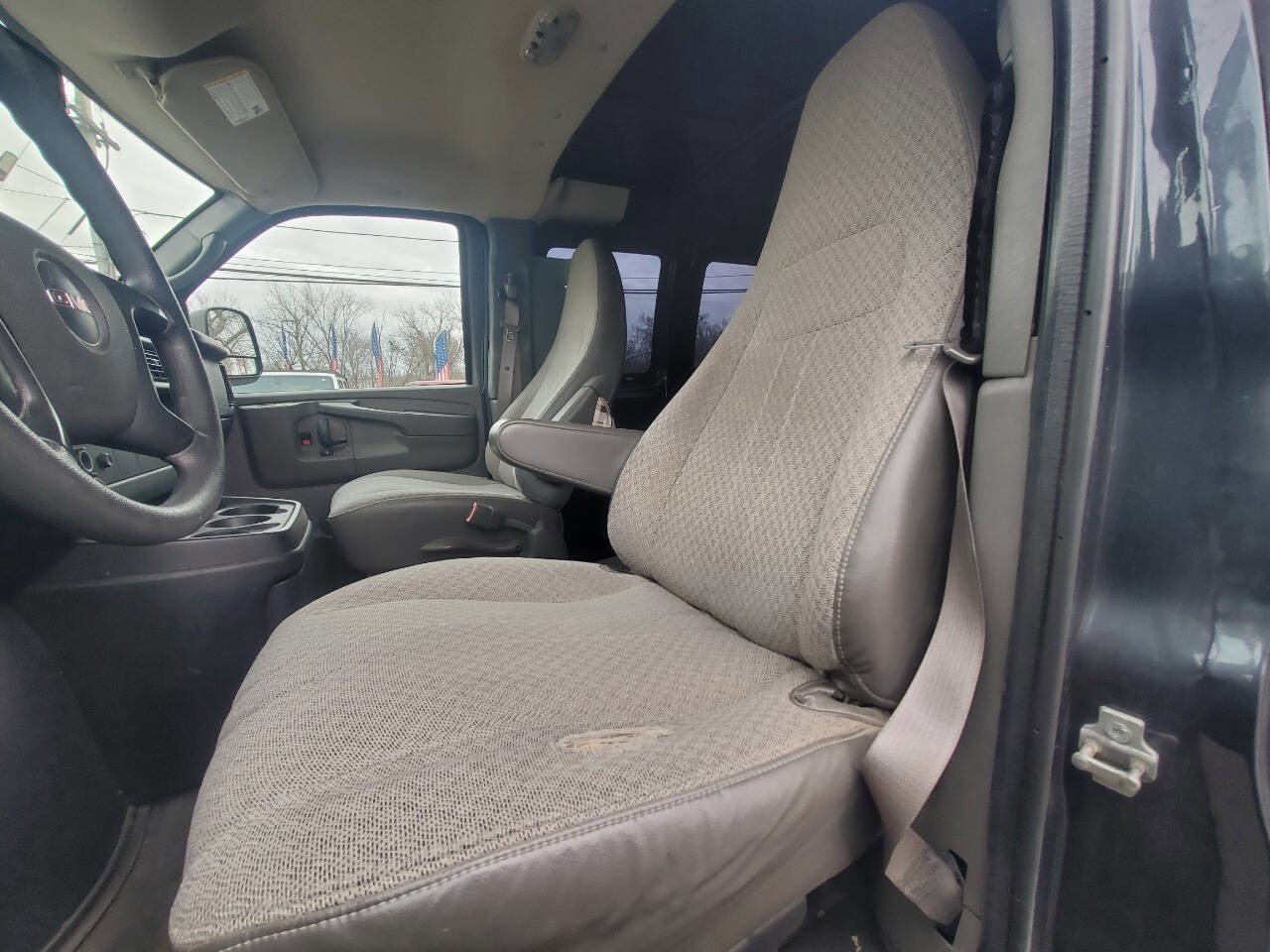 Used 2014 GMC Savana 1500 AWD image 20