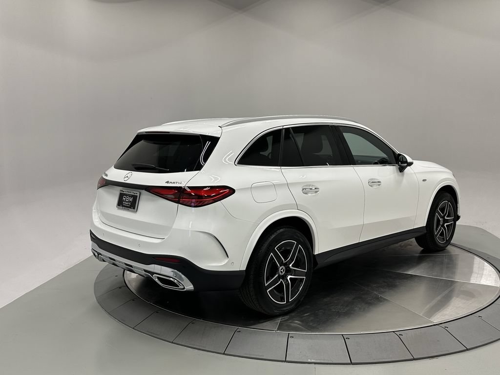 Used 2025 Mercedes-Benz GLC 350e 4MATIC image 8