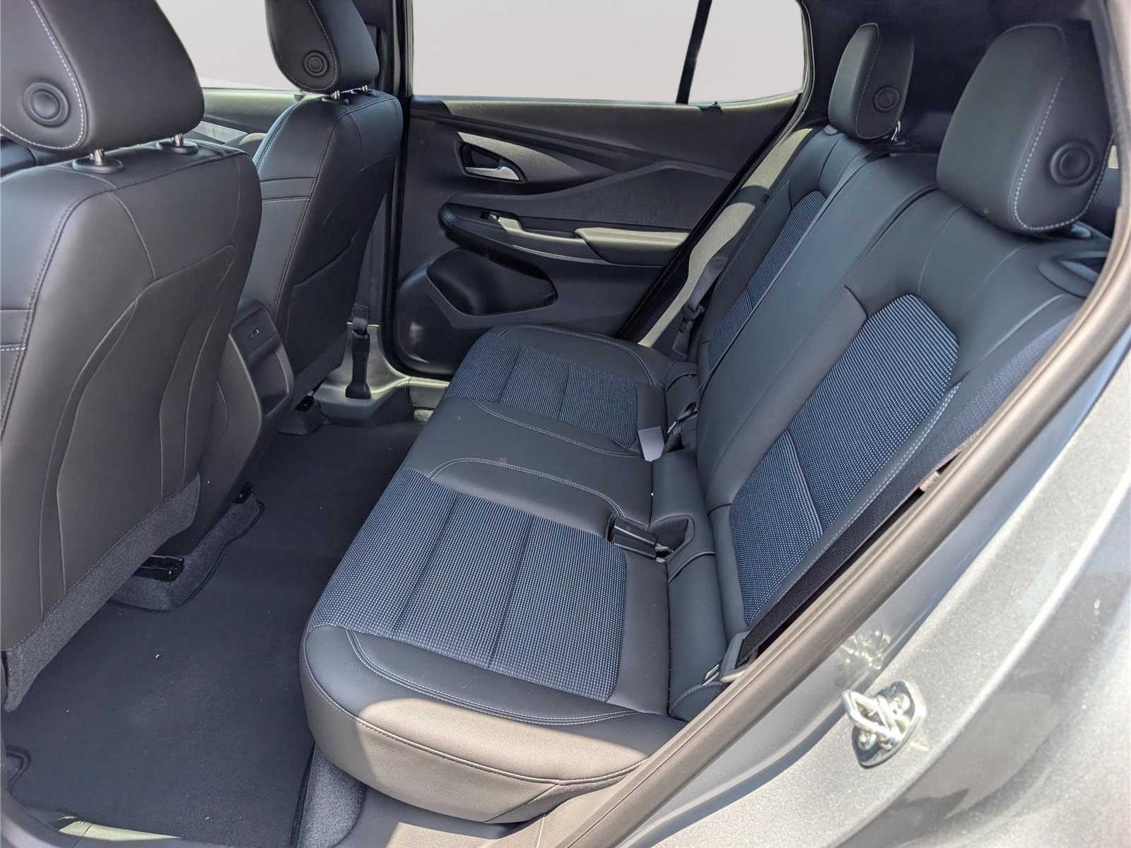New 2026 Buick Envista Sport Touring w/ Convenience I Package FWD image 10