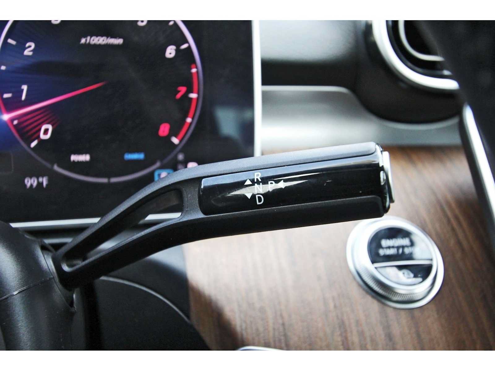 Used 2024 Mercedes-Benz C 300 Sedan image 17