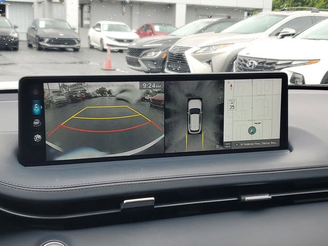 Used 2023 Genesis GV70 3.5T Sport w/ Sport Prestige Package image 18