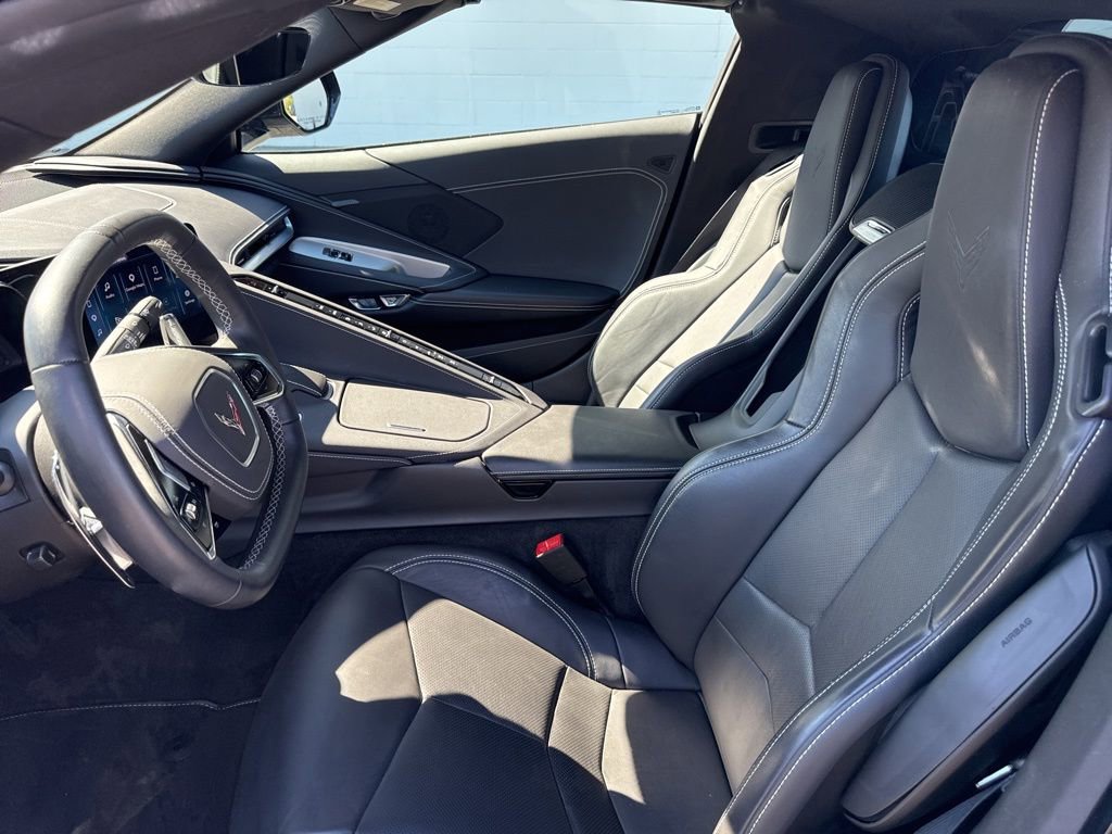 Used 2025 Chevrolet Corvette Stingray Coupe w/ 1LT image 19