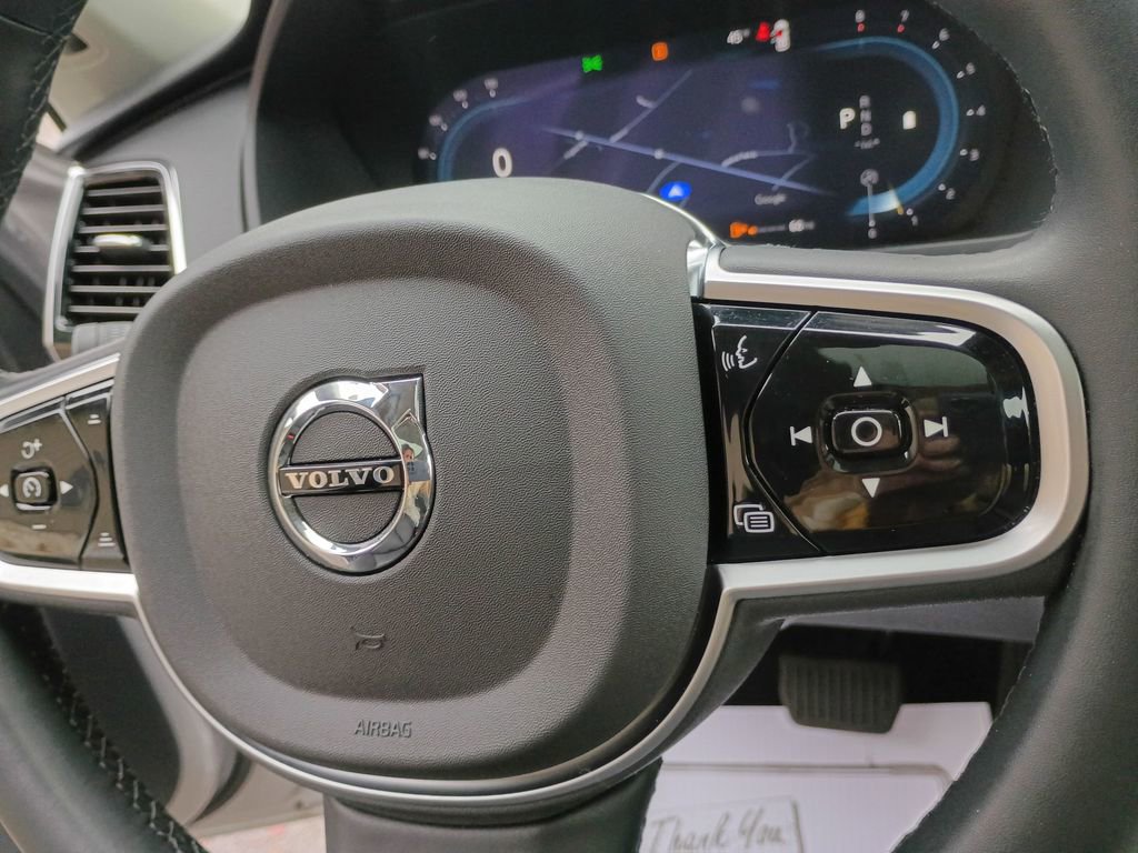 Used 2025 Volvo XC90 B6 Plus image 49