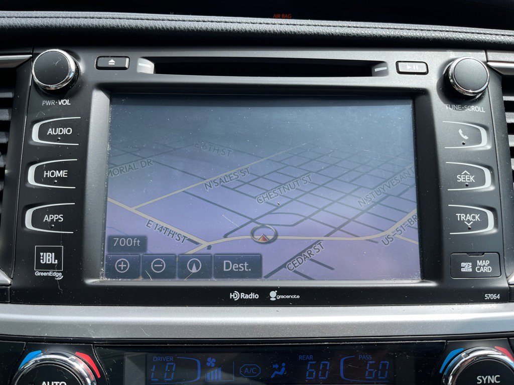 Used 2015 Toyota Highlander Limited image 23