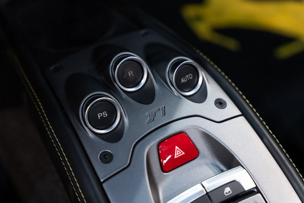 Certified 2014 Ferrari 458 Spider RWD image 38