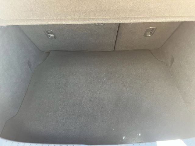 Used 2021 MAZDA MAZDA3 s image 15