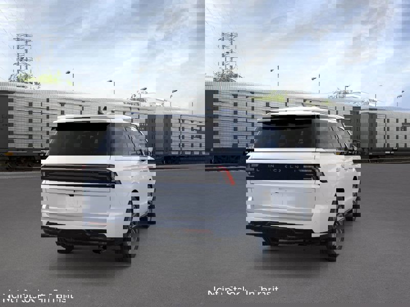 New 2026 Lincoln Navigator Reserve image 31