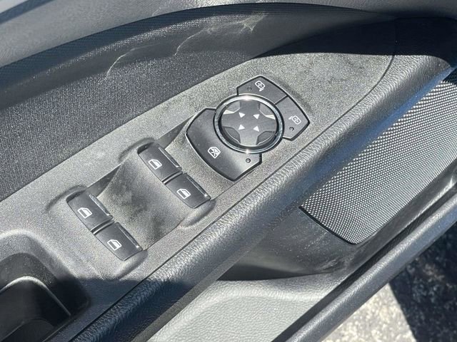Used 2018 Ford Fusion SE w/ Fusion SE Technology Package FWD image 18