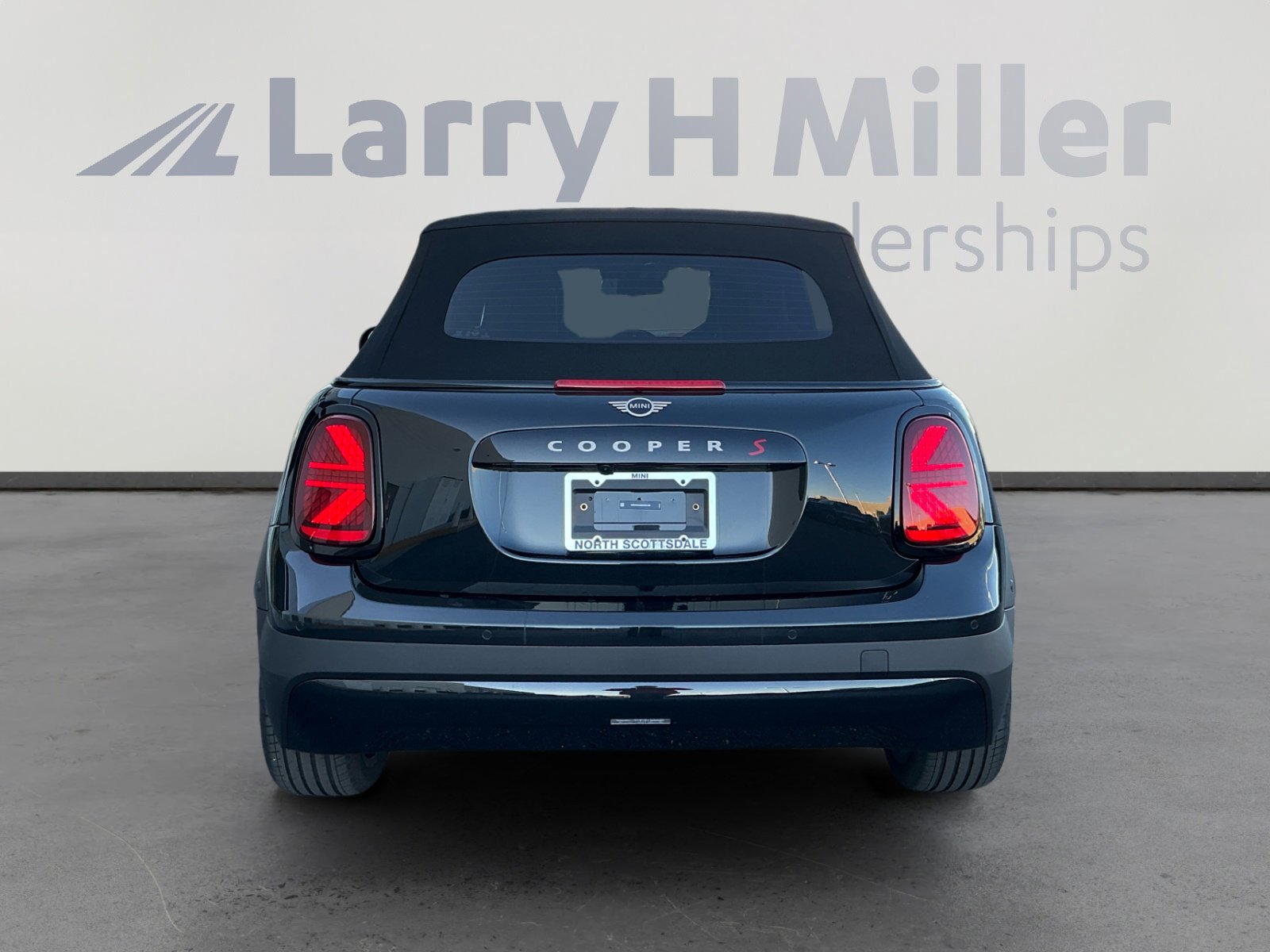 Used 2025 MINI Cooper S image 4