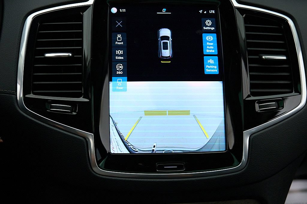 Certified 2023 Volvo XC90 B6 Ultimate w/ Protection Package Premier AWD/4WD image 34