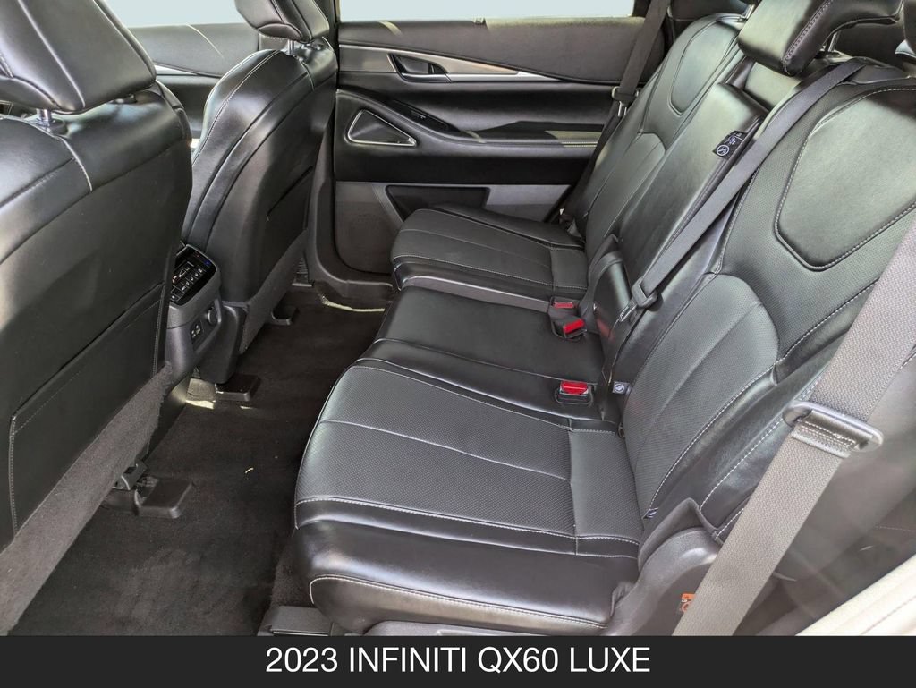 Used 2023 INFINITI QX60 Luxe w/ Performance Audio Package FWD image 15