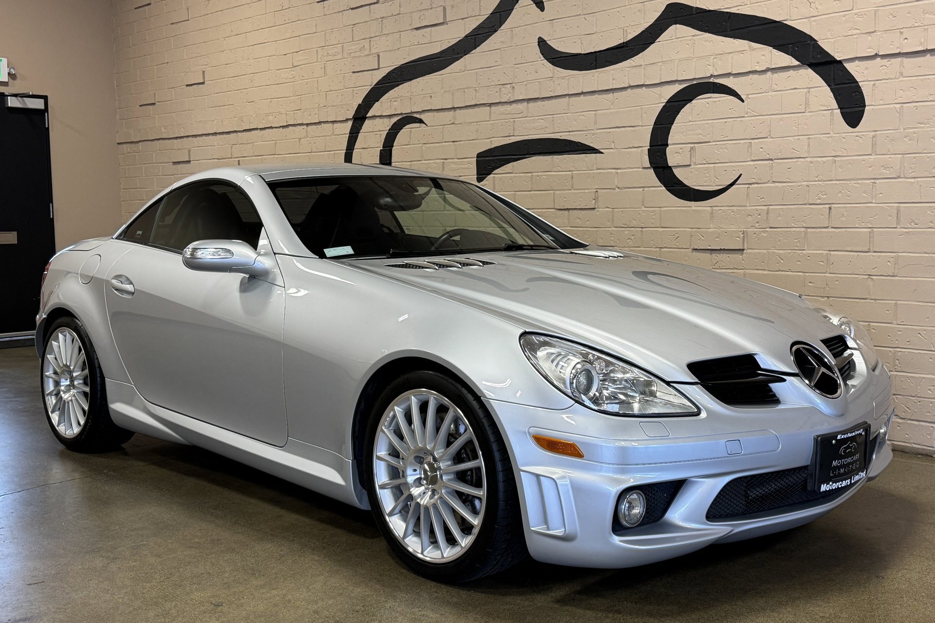 Used 2005 Mercedes-Benz SLK 55 AMG image 15