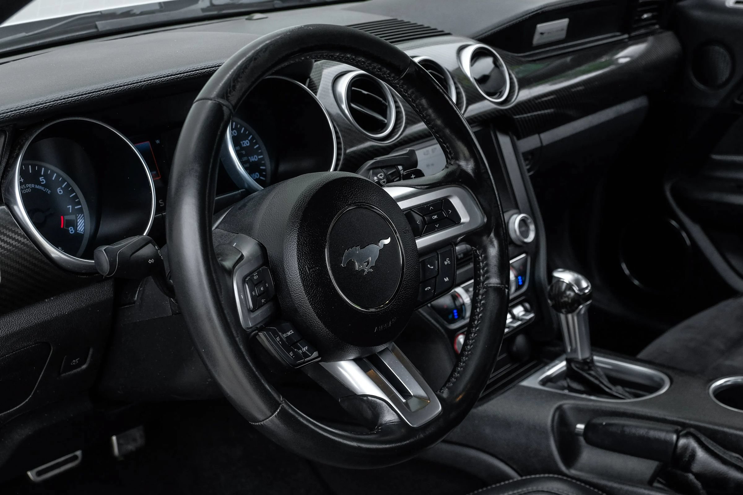 Used 2019 Ford Mustang GT Premium w/ Carbon Sport Interior Package RWD image 22