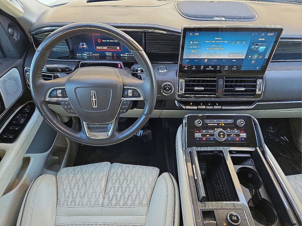 Used 2023 Lincoln Navigator Black Label image 17