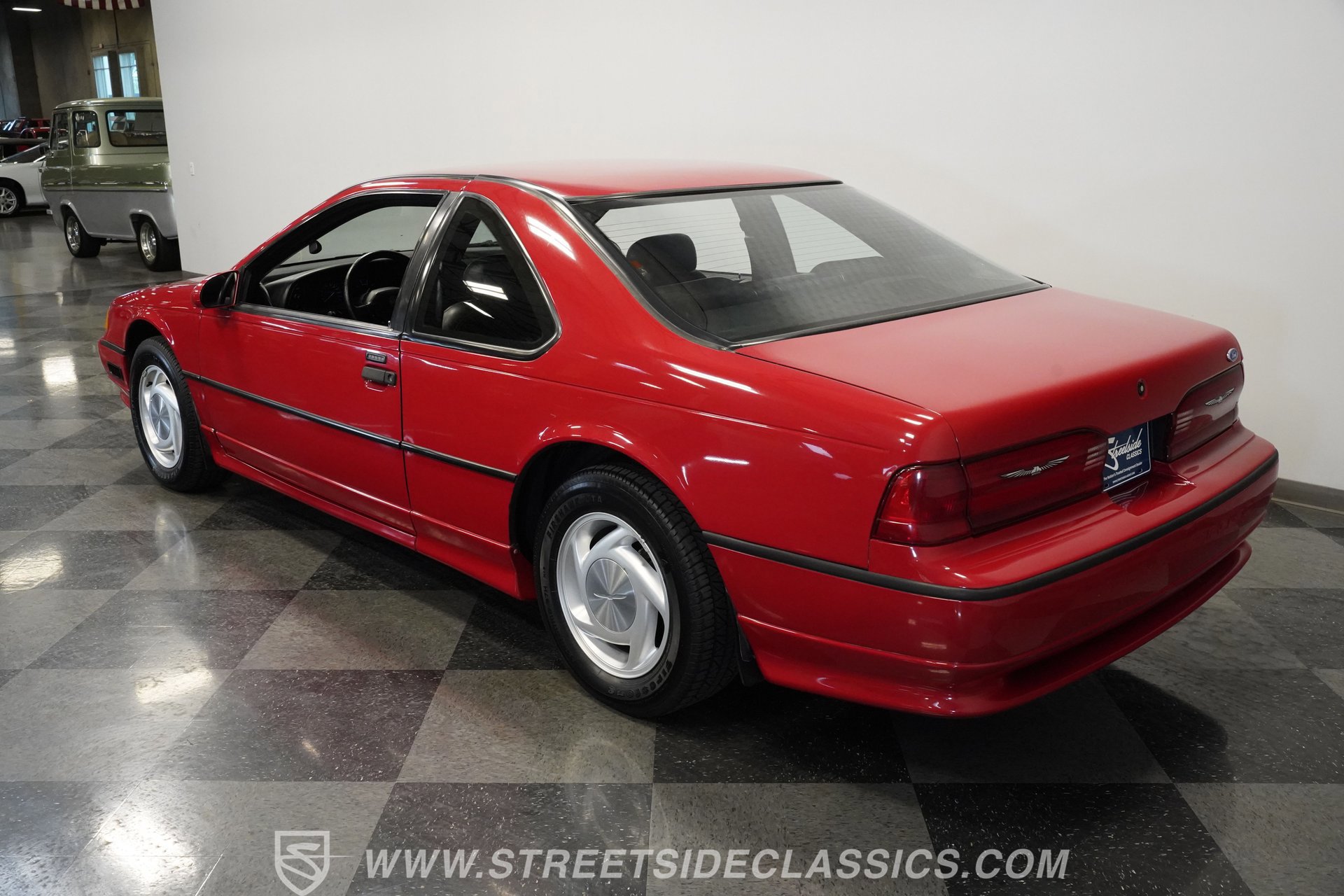 Used 1992 Ford Thunderbird Super image 12