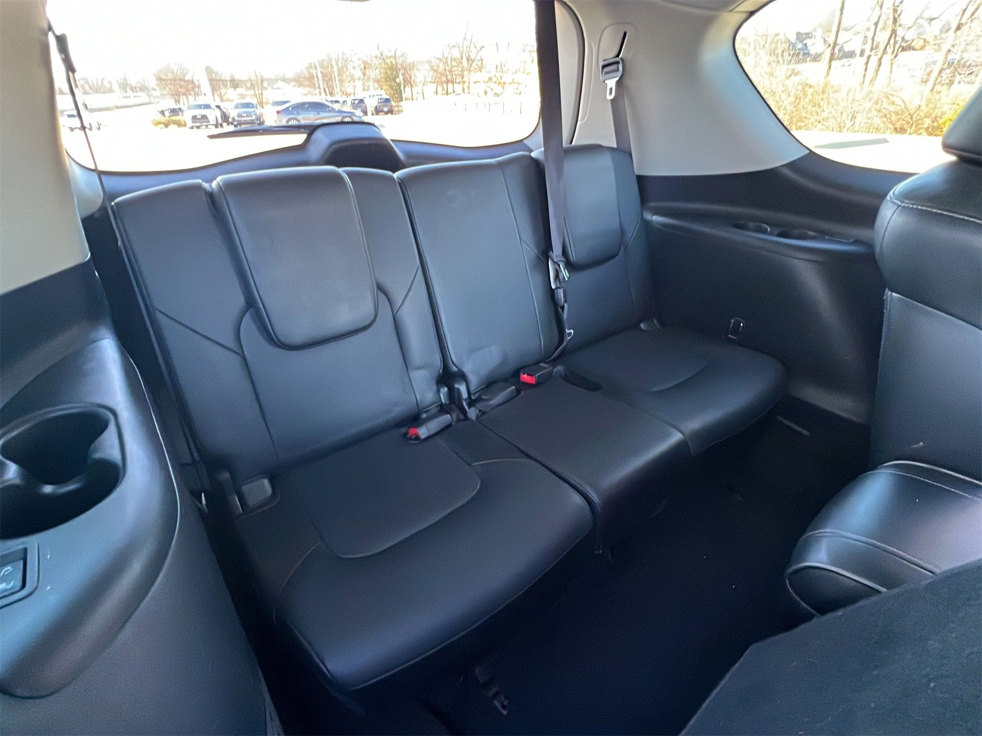 Certified 2018 INFINITI QX80 4WD w/ Deluxe Technology Package image 33