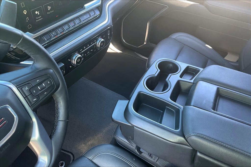 Used 2025 GMC Sierra 1500 SLT AWD/4WD image 18