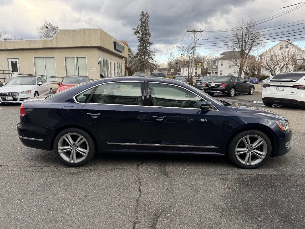 Used 2015 Volkswagen Passat TDI SEL Premium image 9